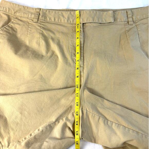 Talbots Women Stretch High Rise Casual Bermuda Shorts Solid Tan Color Size 24W - Picture 4 of 9